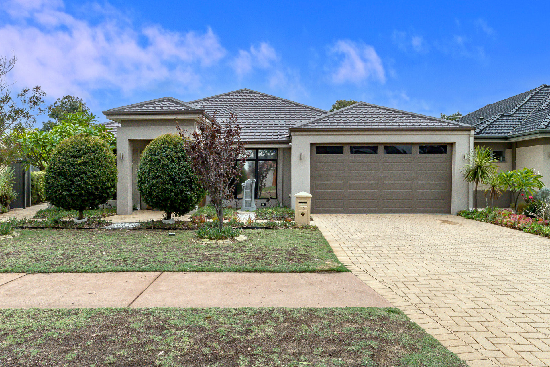 Listing image for 10 Counihan Bend, Harrisdale  WA  6112