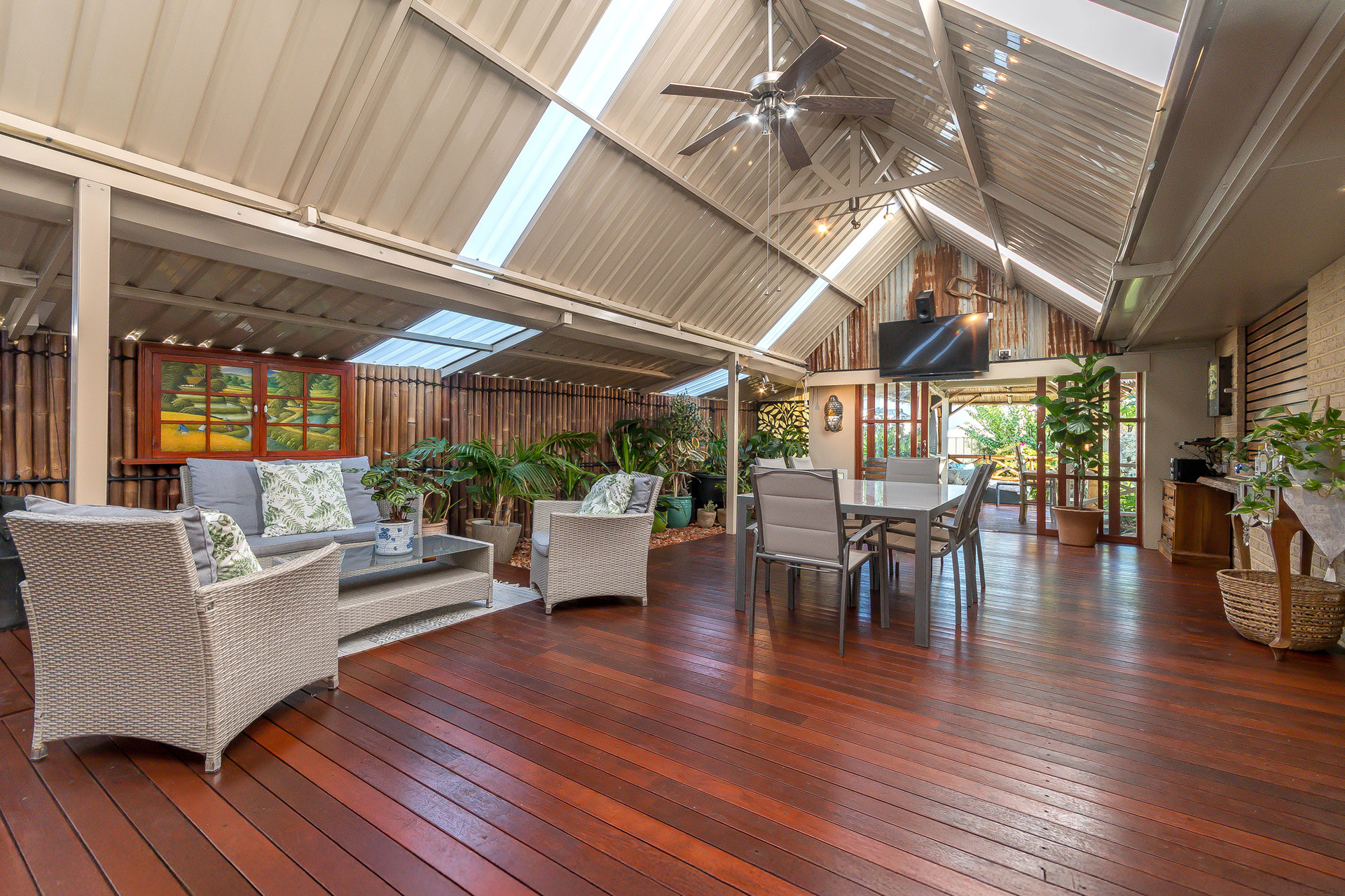 Listing image for 20 Lucas Loop, Canning Vale  WA  6155