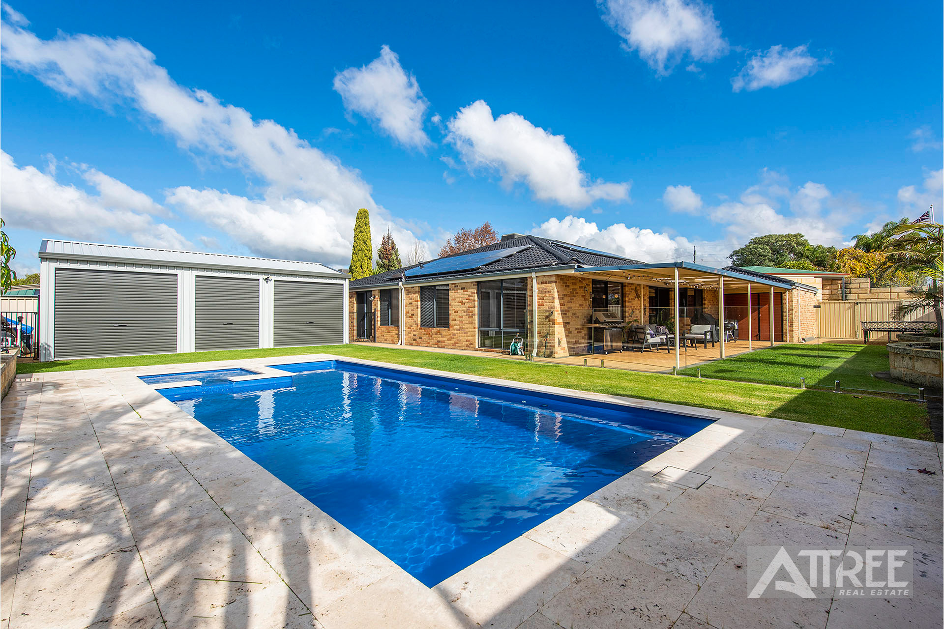 16 Fimister Parkway, Canning Vale WA 6155