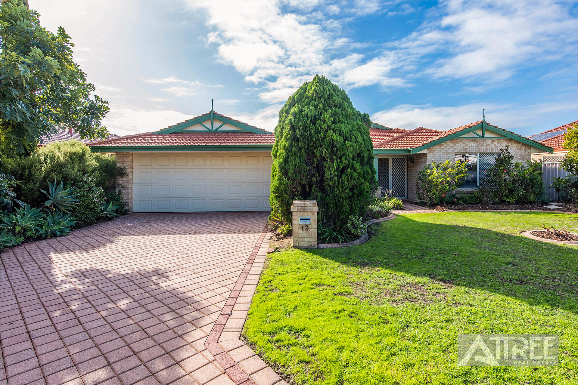 12 Feltbush Mews, Canning Vale WA 6155