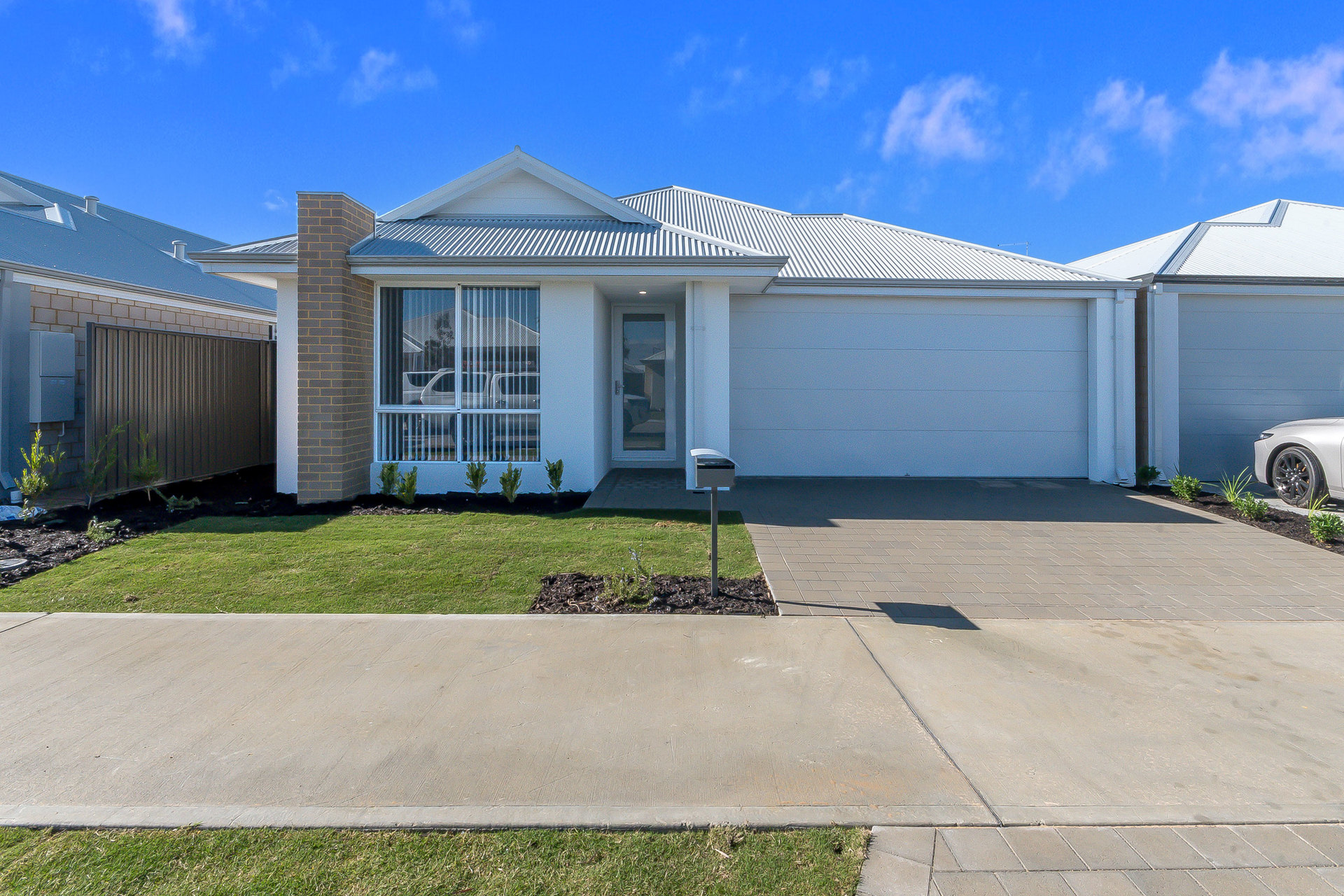 Listing image for 8 Capitola Way, Madora Bay  WA  6210