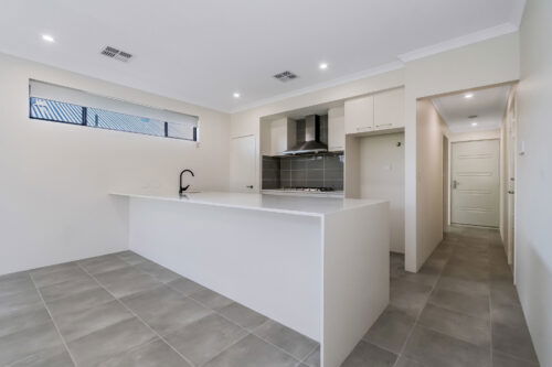 28 Sturrock Close, Hilbert
