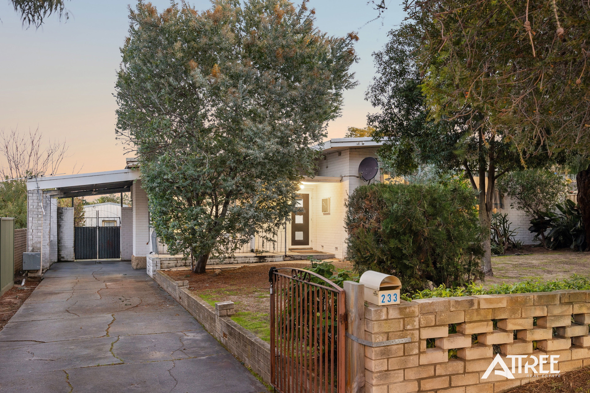 233 Winterfold Road, Coolbellup WA 6163