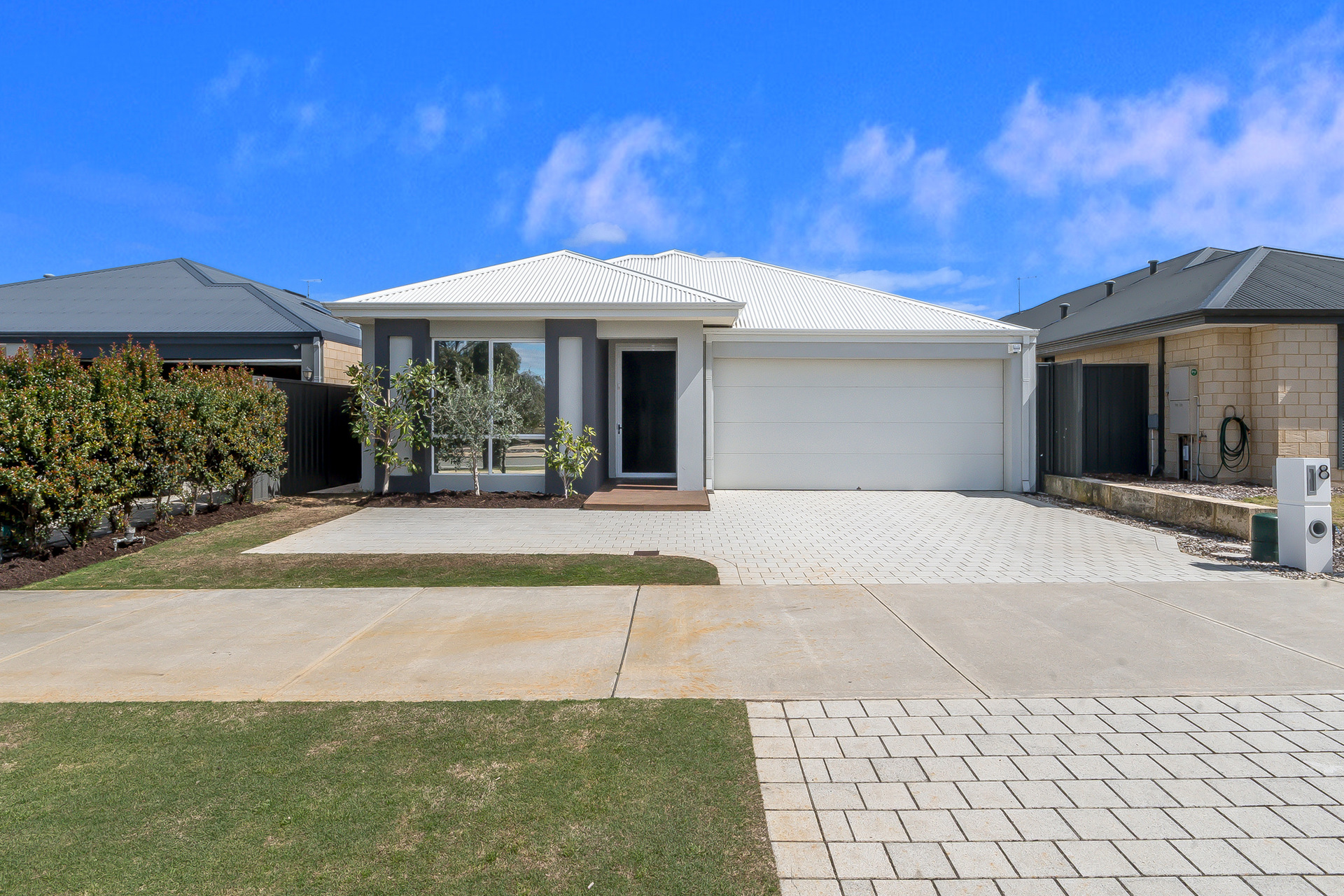 Listing image for 8 Lentara View, Hilbert  WA  6112