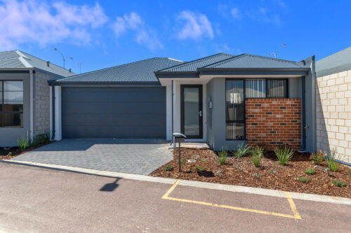 13/11 Piara Drive, Piara Waters