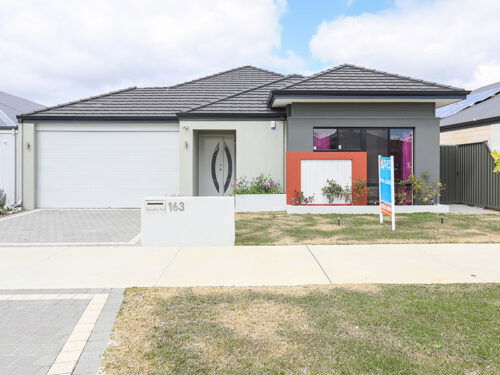 163 Gracefield Boulevard, Harrisdale