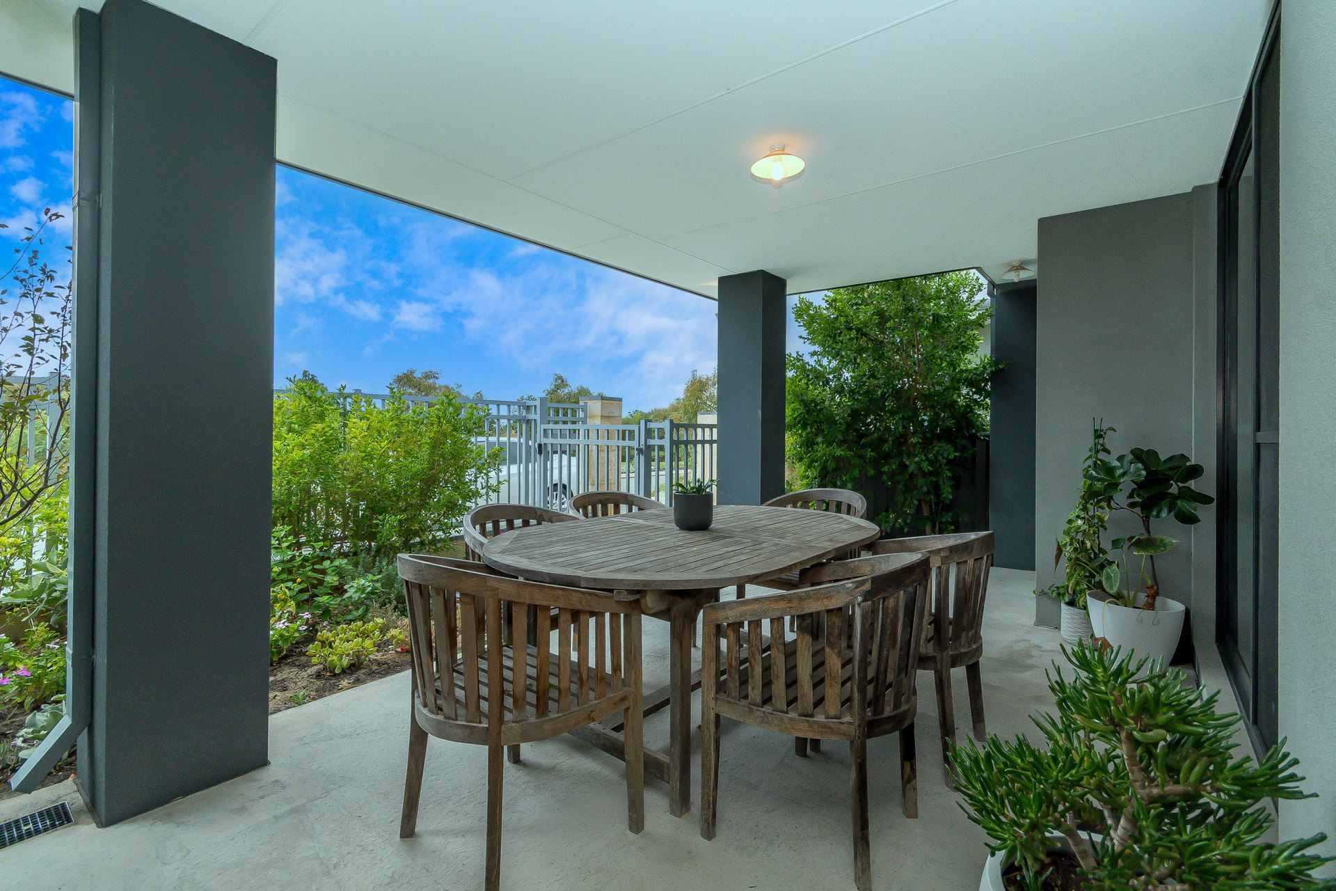 Listing image for 19 Nisden View, Harrisdale  WA  6112