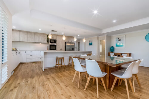 122 Ashley Road, Tapping