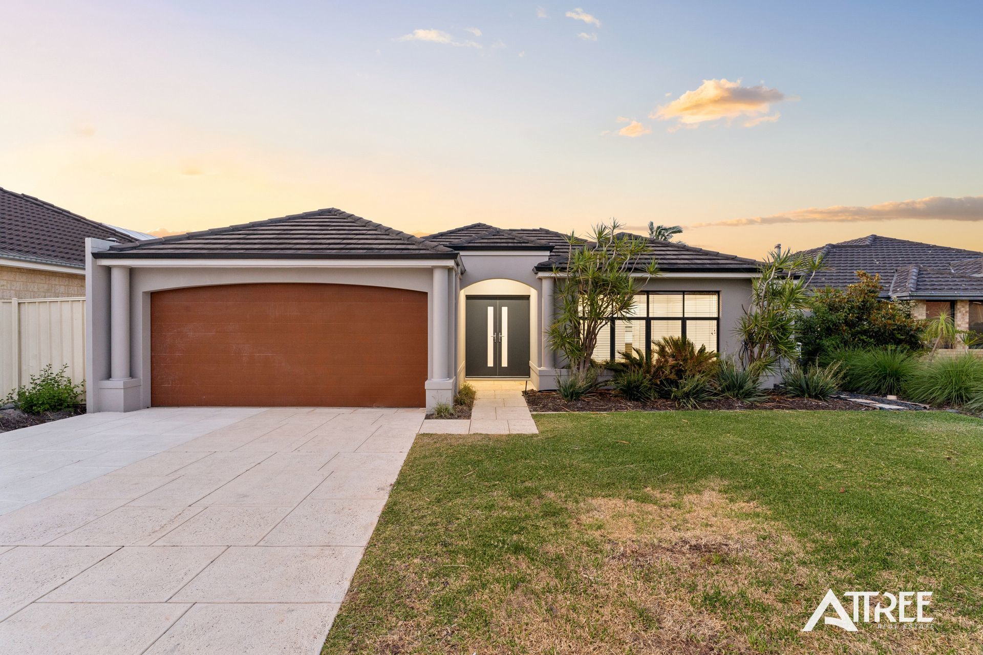 16 Leicester Crescent, Canning Vale WA 6155