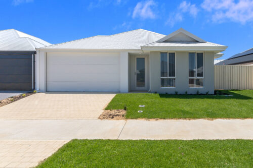 5 Wickepin Parade, Dawesville