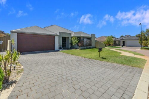 16 Crimson Way, Harrisdale