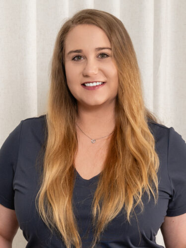 Headshot profile photo of Louise Leclercq