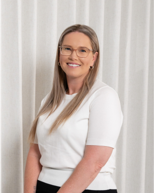 Headshot profile photo of Steph Derrick