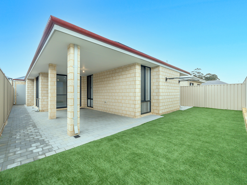 Listing image for 107 Boatwright Avenue, Haynes  WA  6112