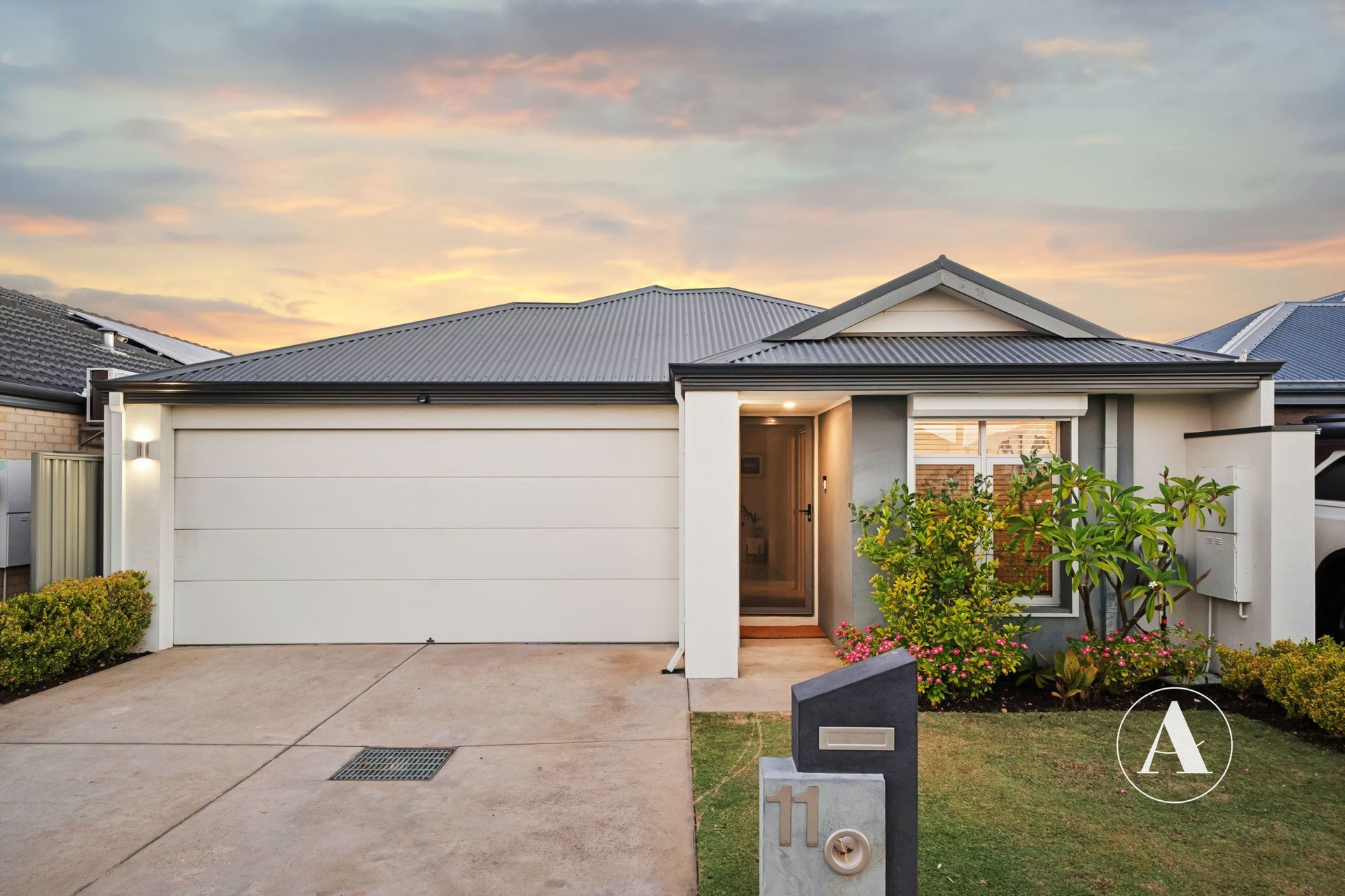 Listing image for 11 Macadamia Loop, Piara Waters  WA  6112