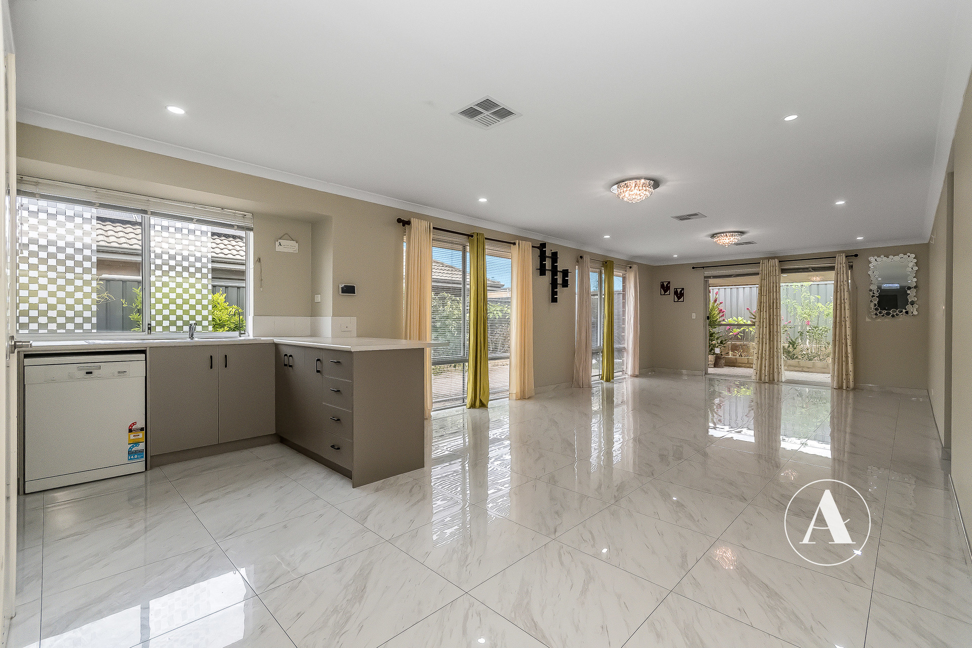 Listing image for 11 Calvert Loop, Hilbert  WA  6112