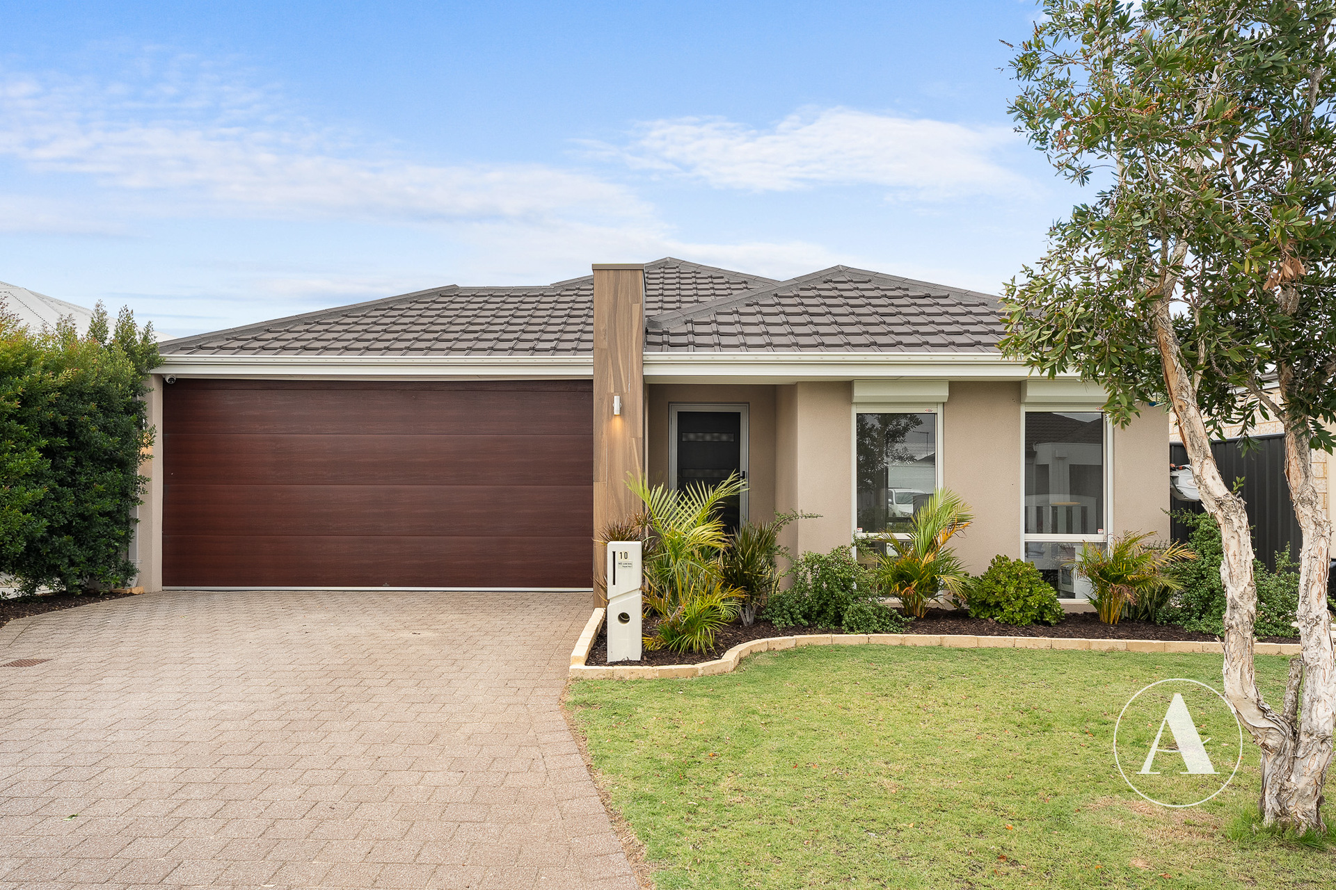 Listing image for 10 Burnham Road, Hilbert  WA  6112