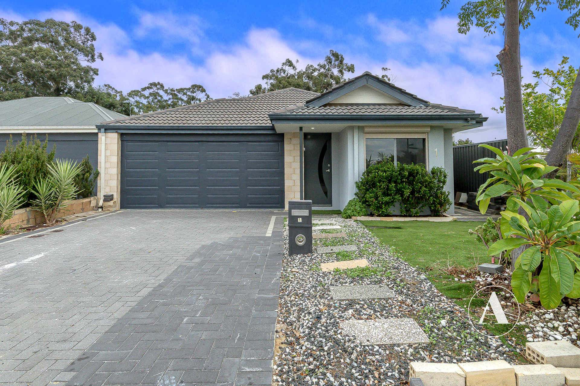 Listing image for 1 Bristow Street, Haynes  WA  6112