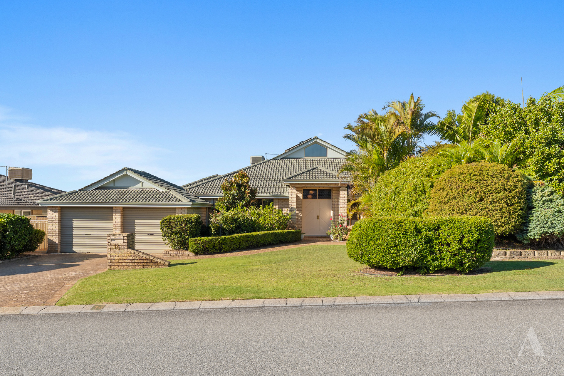 Listing image for 14 The Heights, Canning Vale  WA  6155