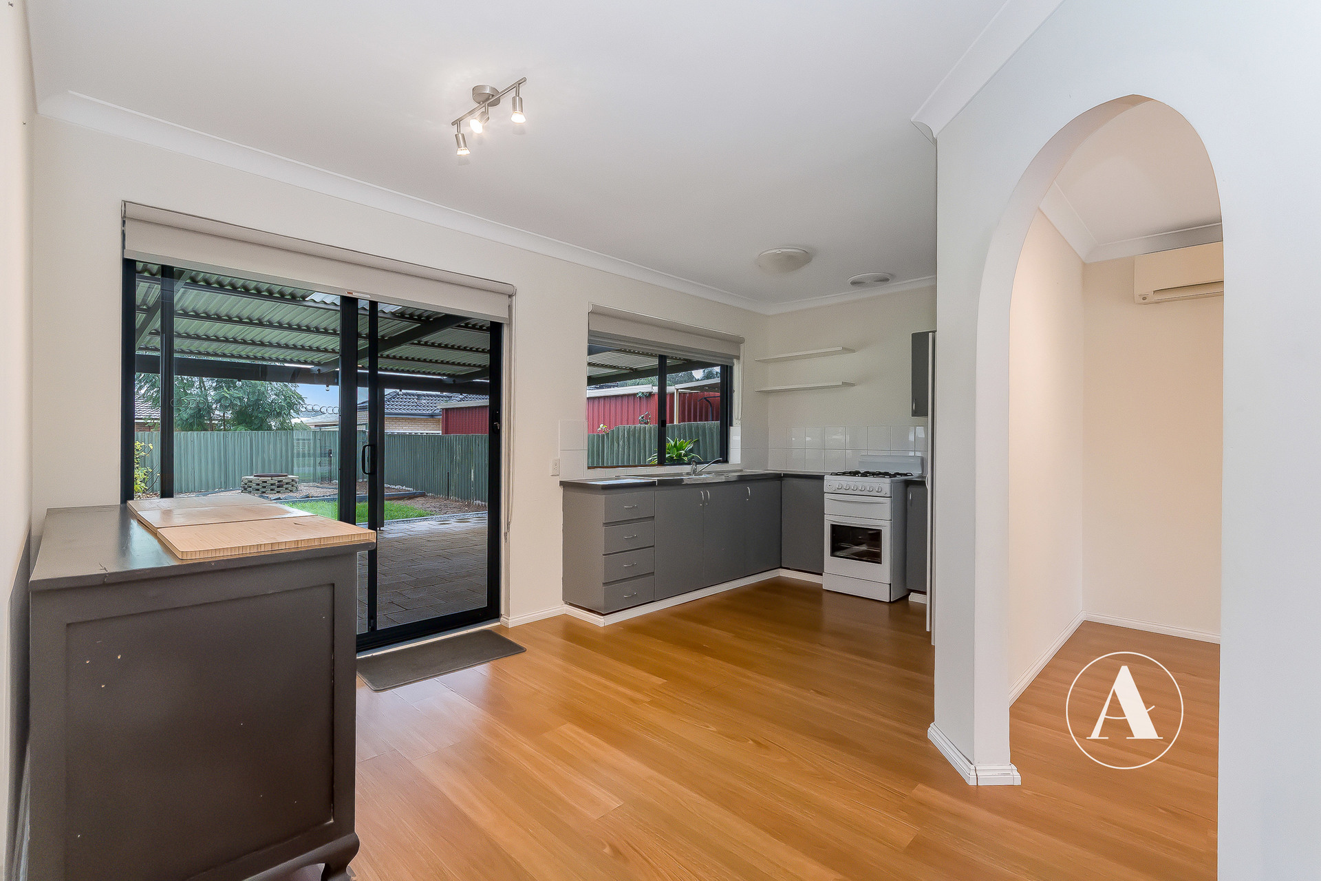 9 Mignon Court, Armadale WA 6112