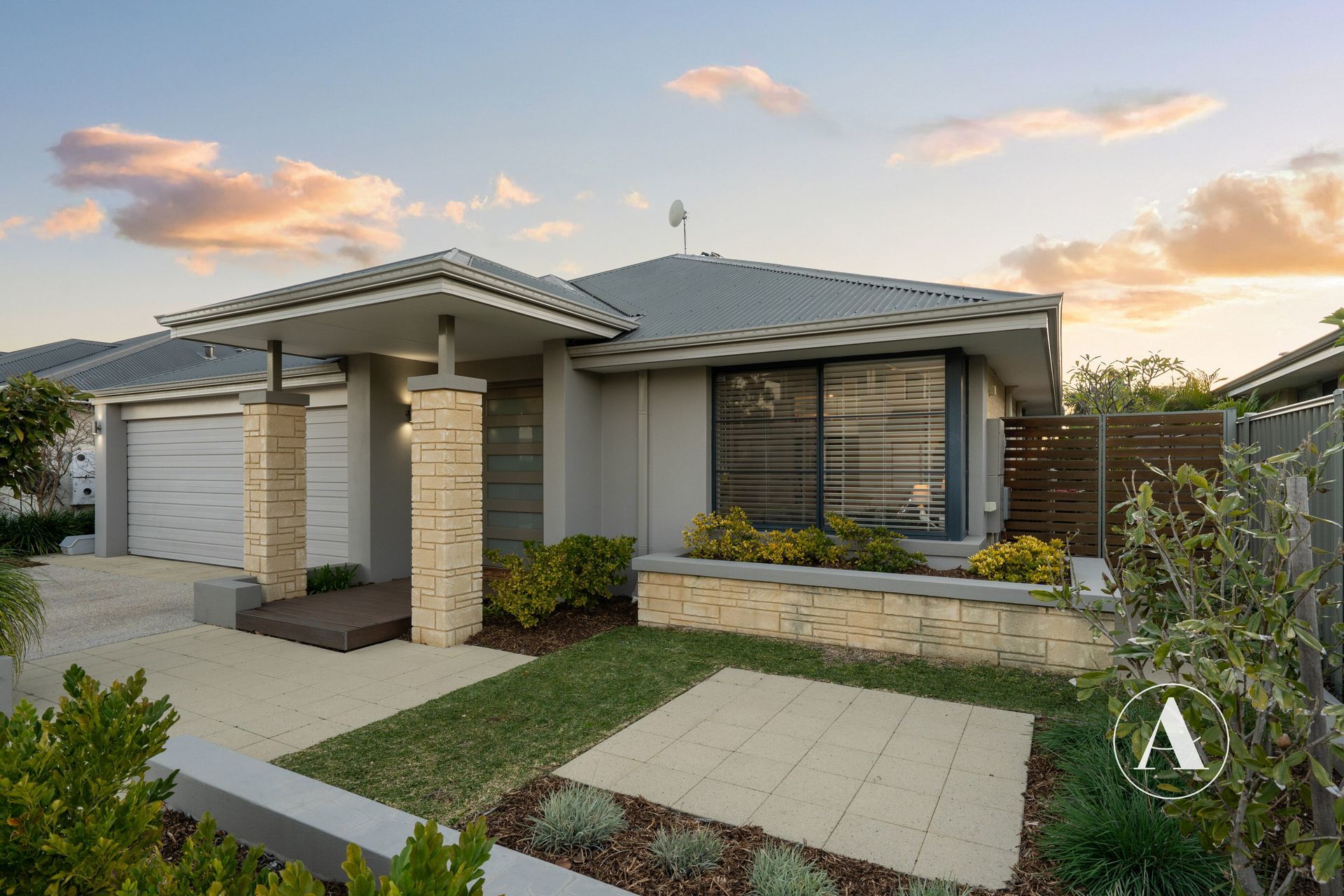 10 Hanretty Road, Byford WA 6122