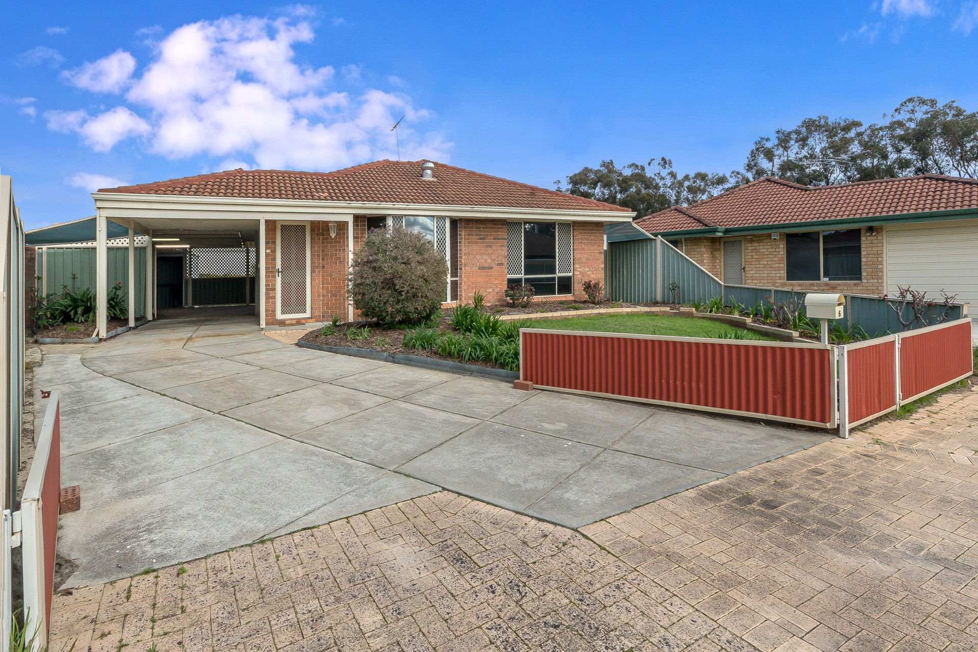 6 Sepal Close, Seville Grove WA 6112
