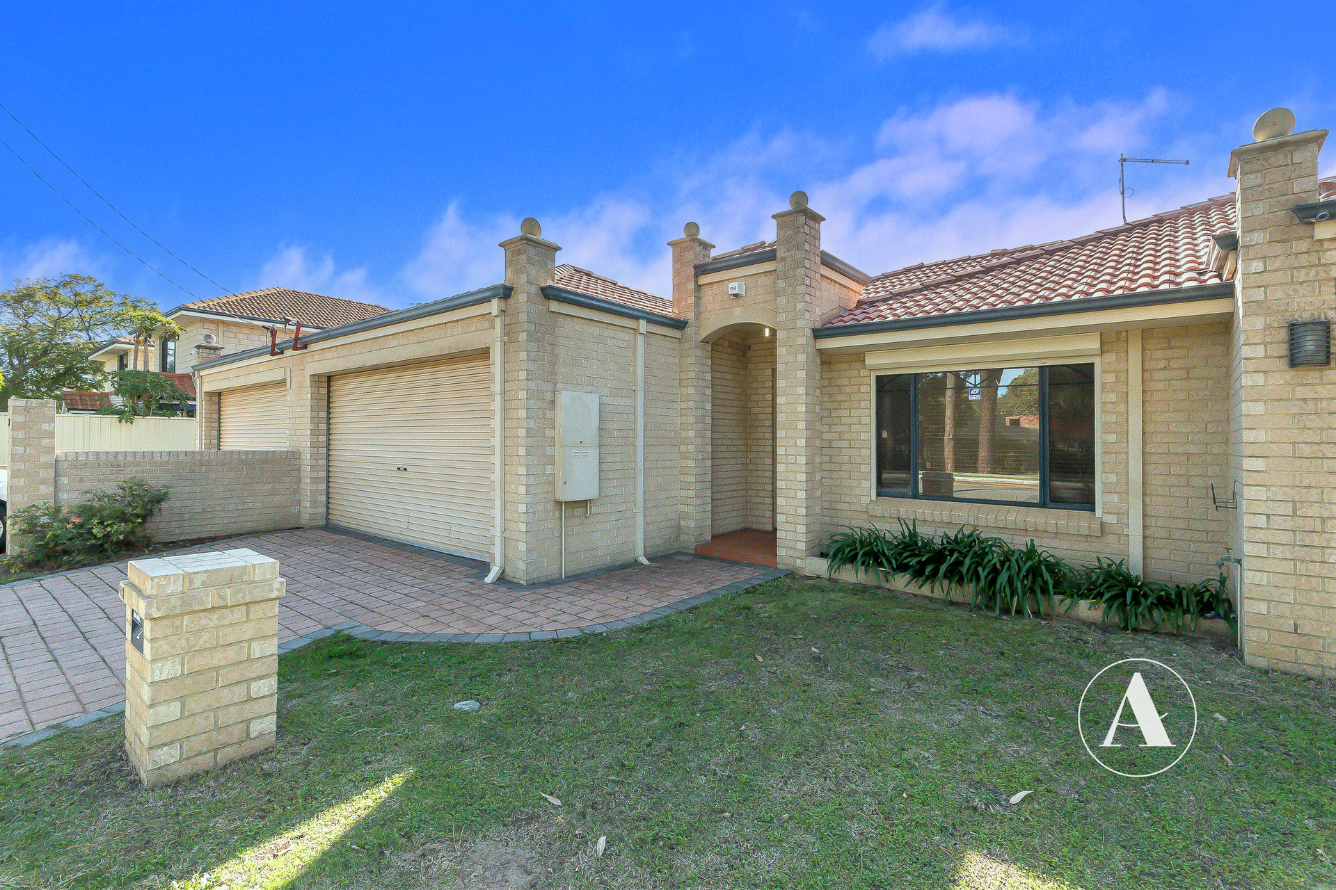2/2 Mayfair Street, Nollamara WA 6061
