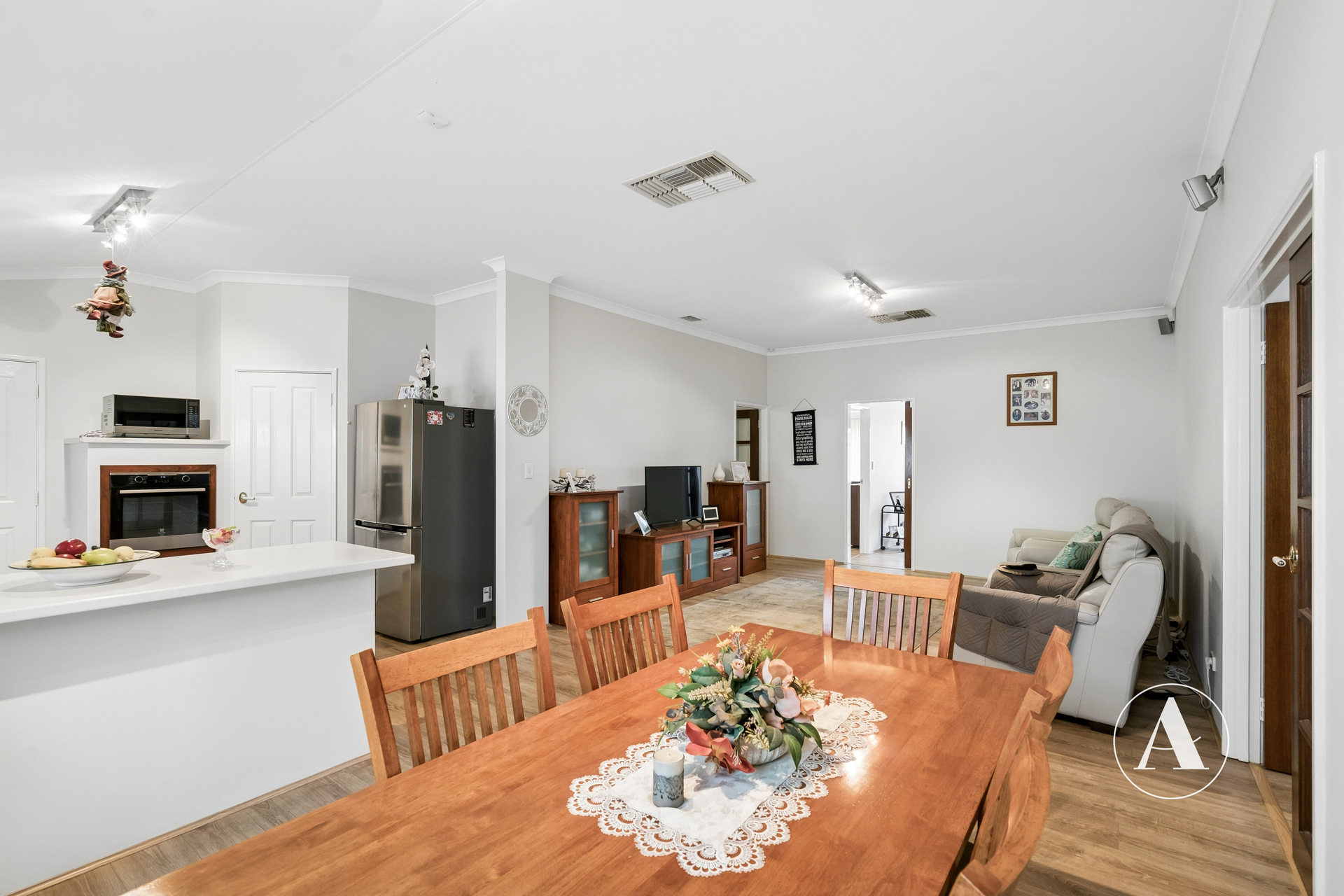 Listing image for 7 Pulford Close, Huntingdale  WA  6110