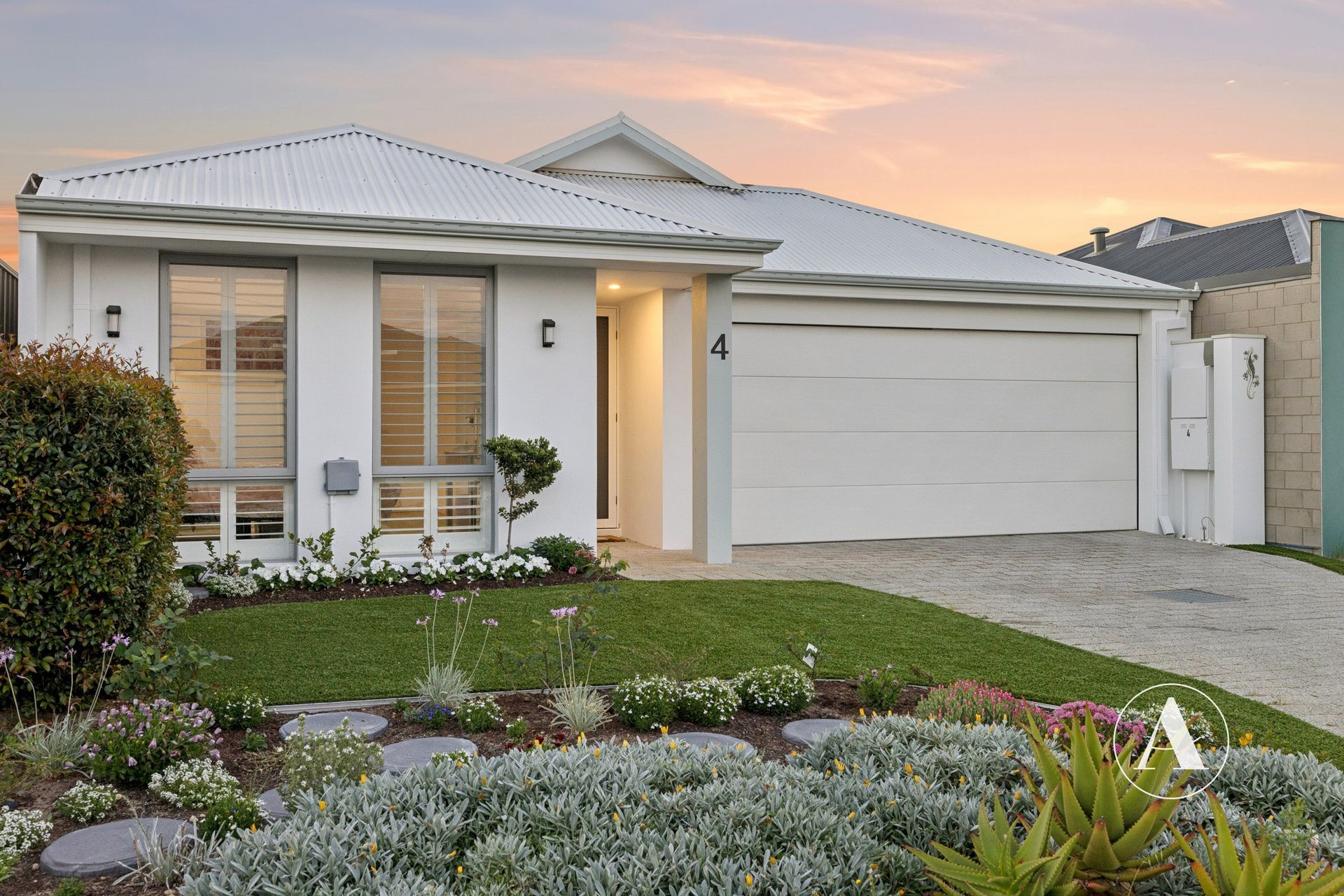 Listing image for 4 Golden Way, Piara Waters  WA  6112