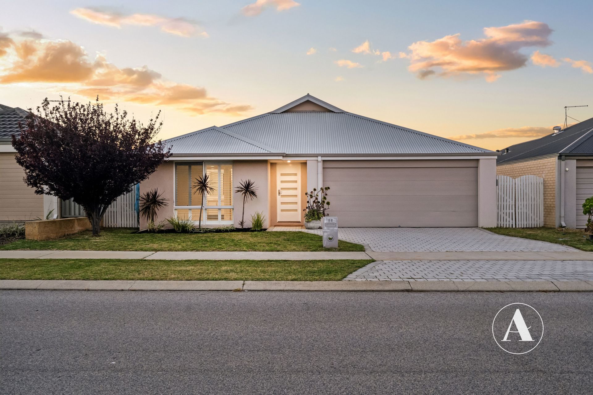 Listing image for 33 Rossiter Avenue, Piara Waters  WA  6112