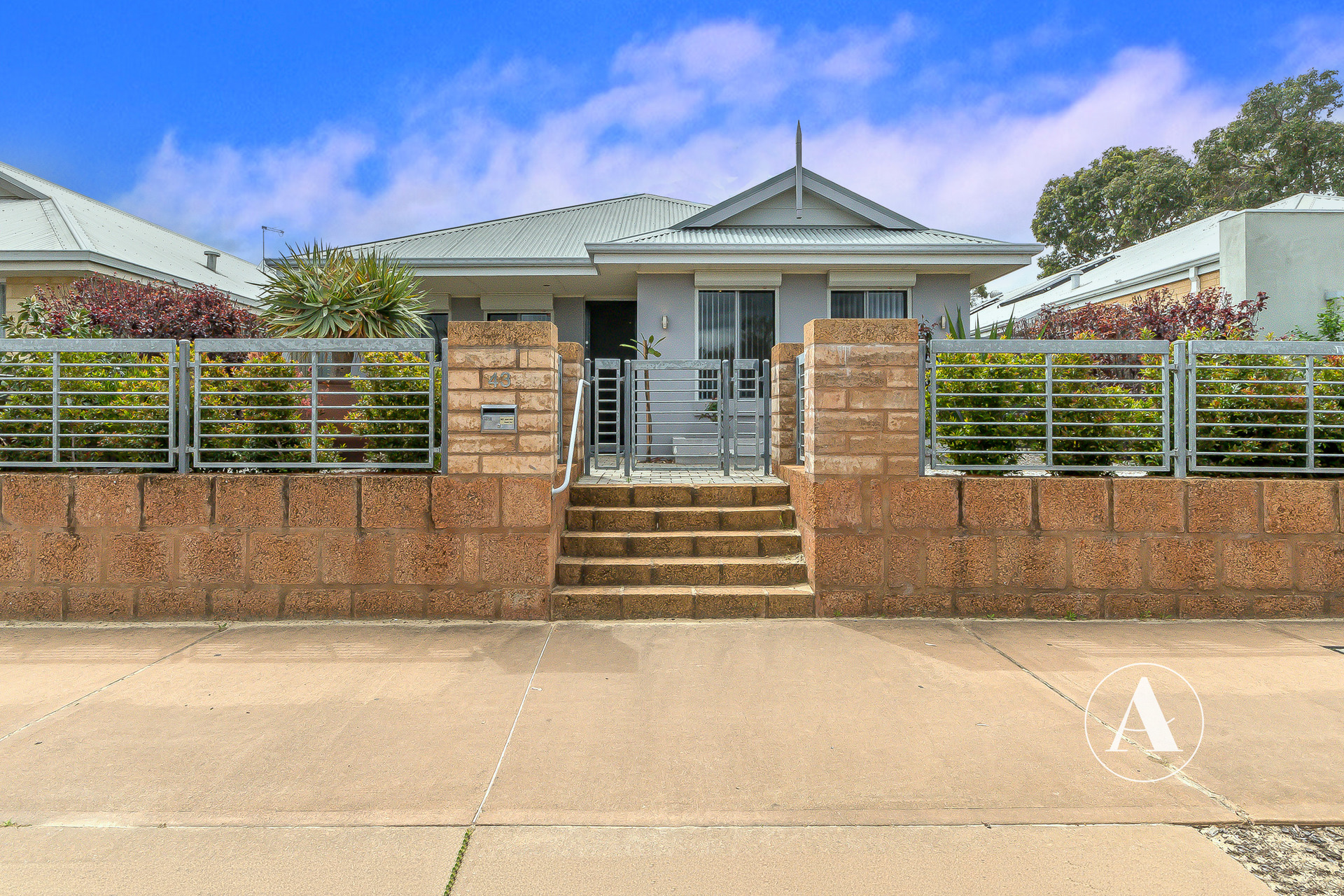 Listing image for 43 Mead Street, Byford  WA  6122