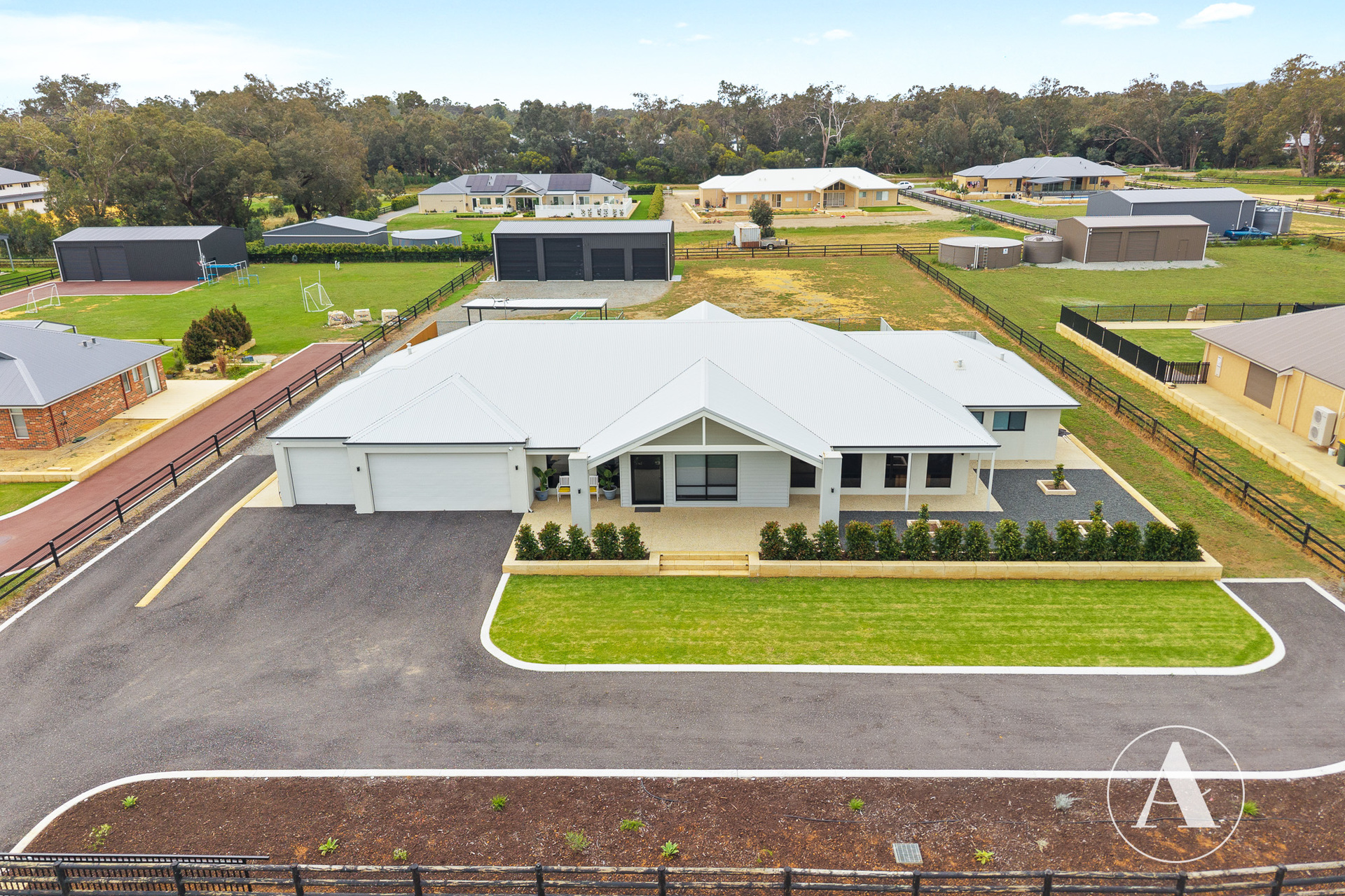 15 Redzel Place, Darling Downs WA 6122