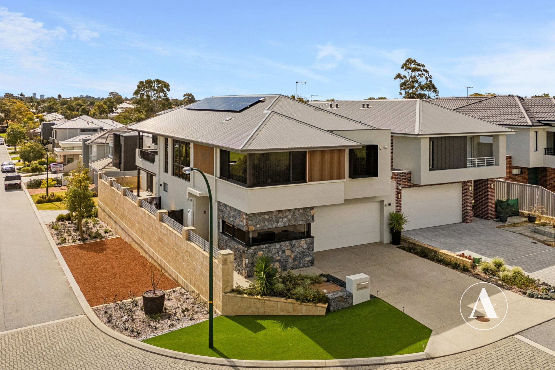 26 Sawyer Way, Salter Point WA 6152