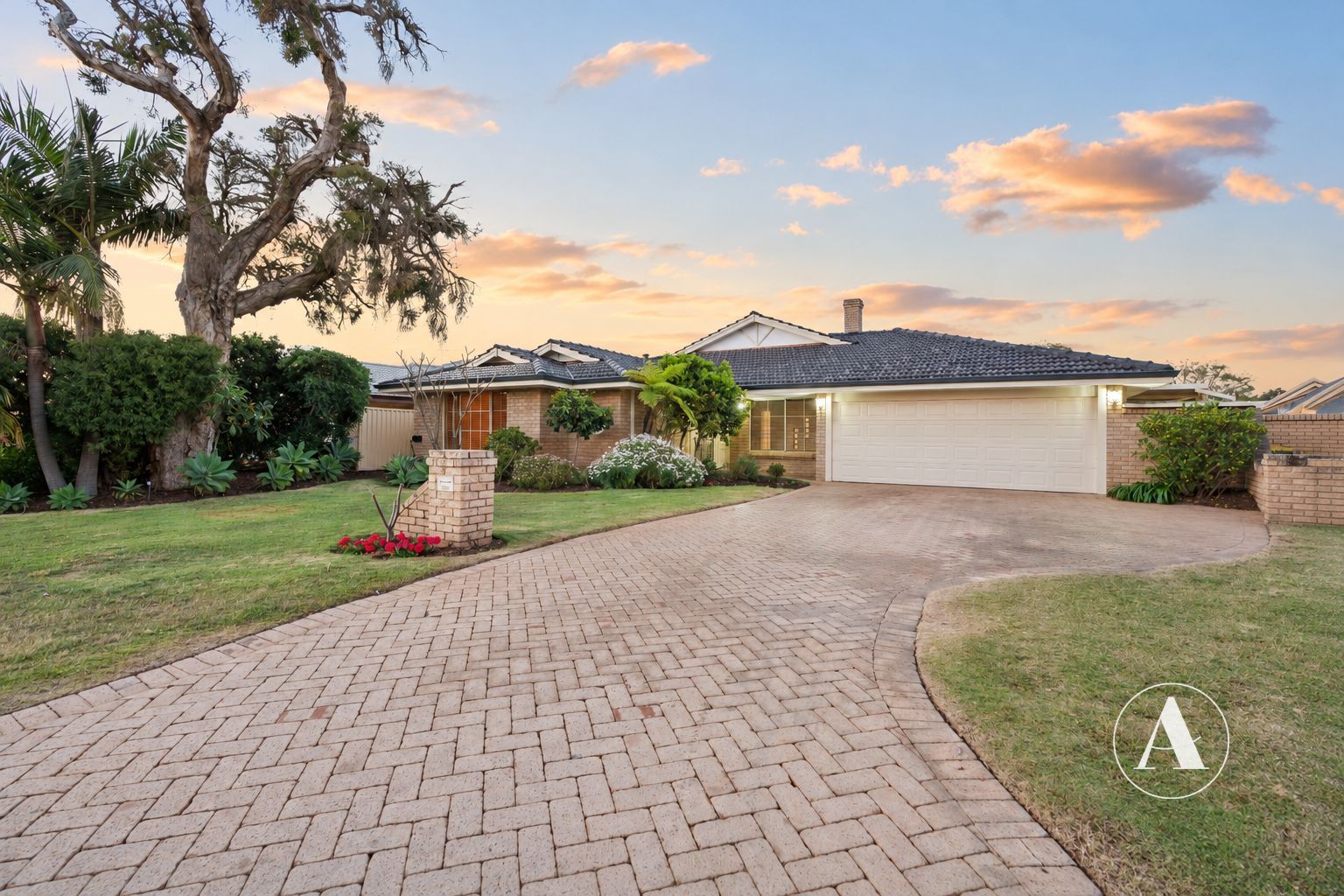 12 Grevillea Place, Canning Vale WA 6155