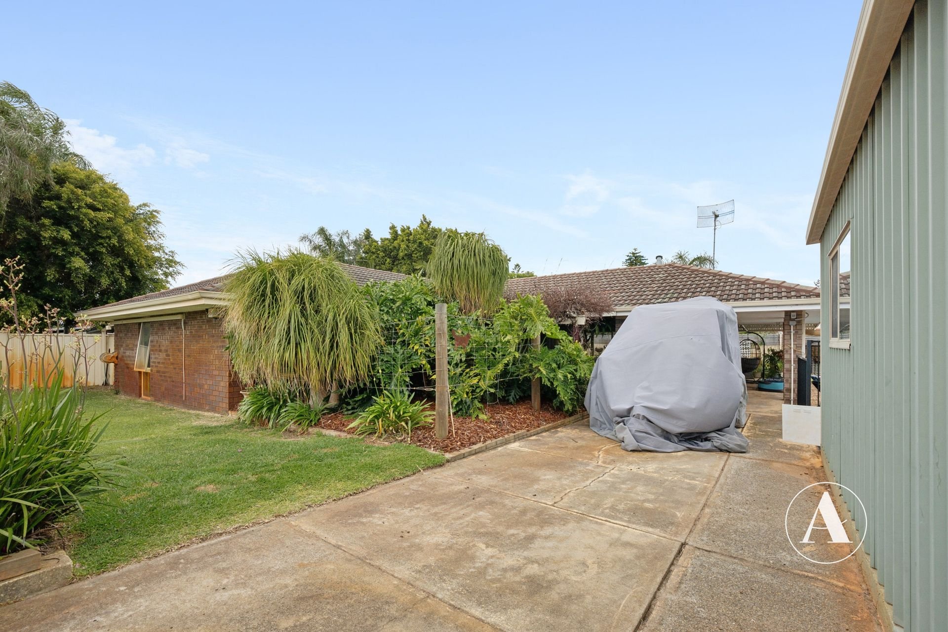 Listing image for 14 Anaconda Drive, Gosnells  WA  6110