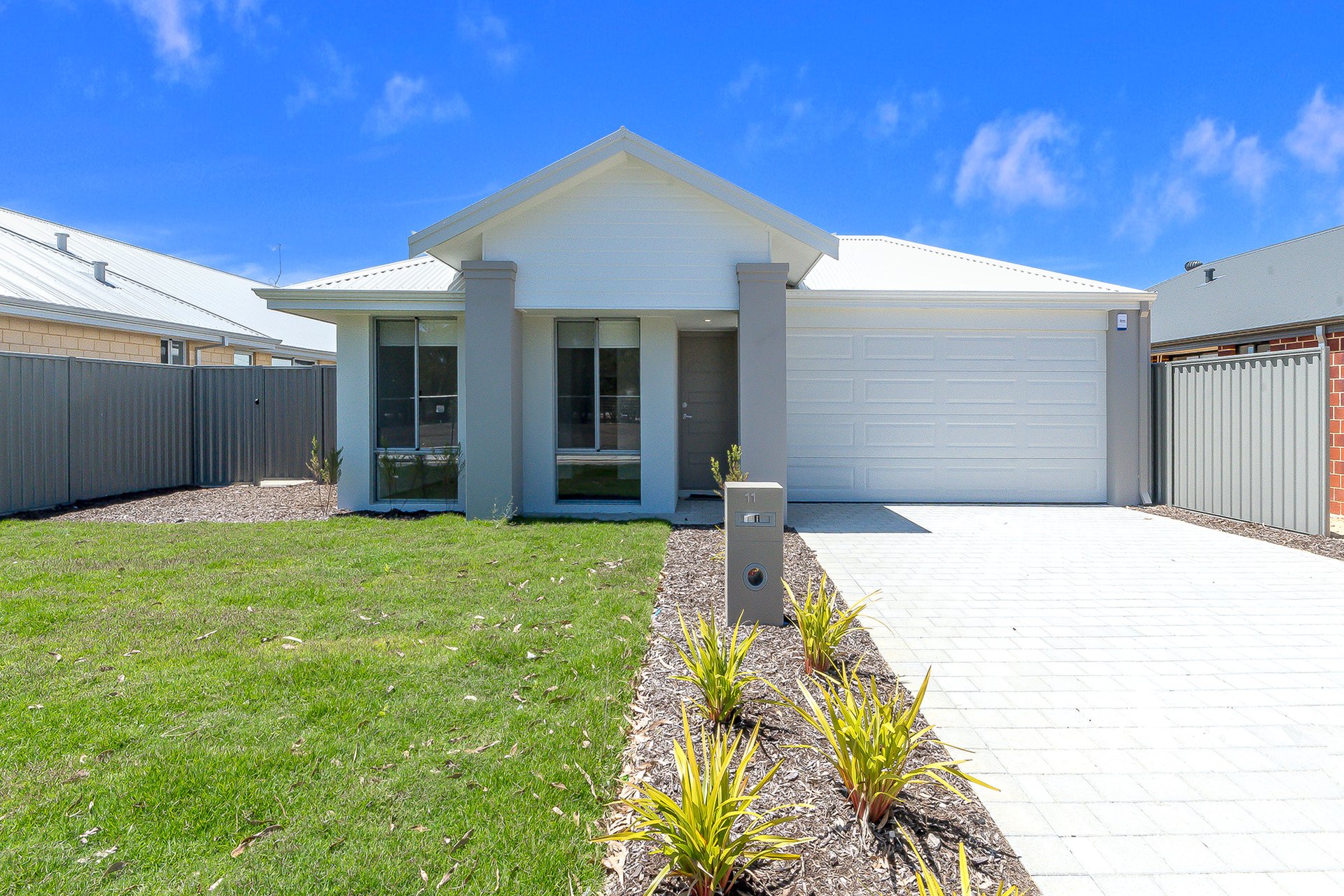 Listing image for 11 Pistachio Grove, South Yunderup  WA  6208